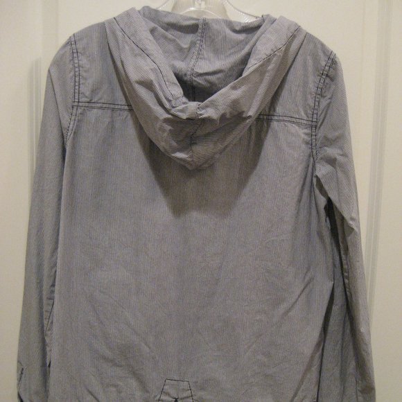 So Lightweight Navy and White Striped Jacket S - Picture 3 of 6